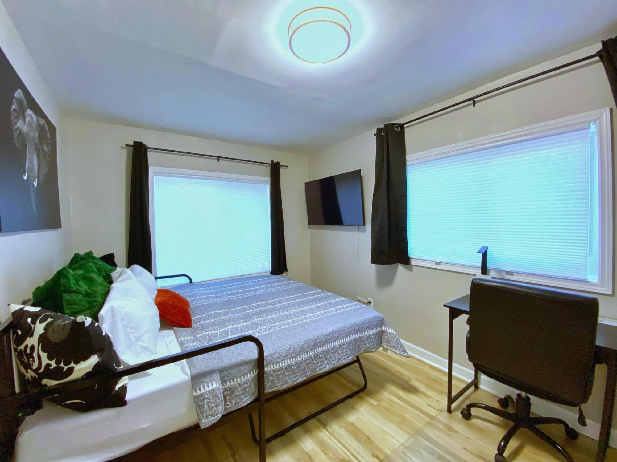 Апартаменти *New* The Cozy Haven, 5 Minutes To Atl Airport Атланта Екстер'єр фото
