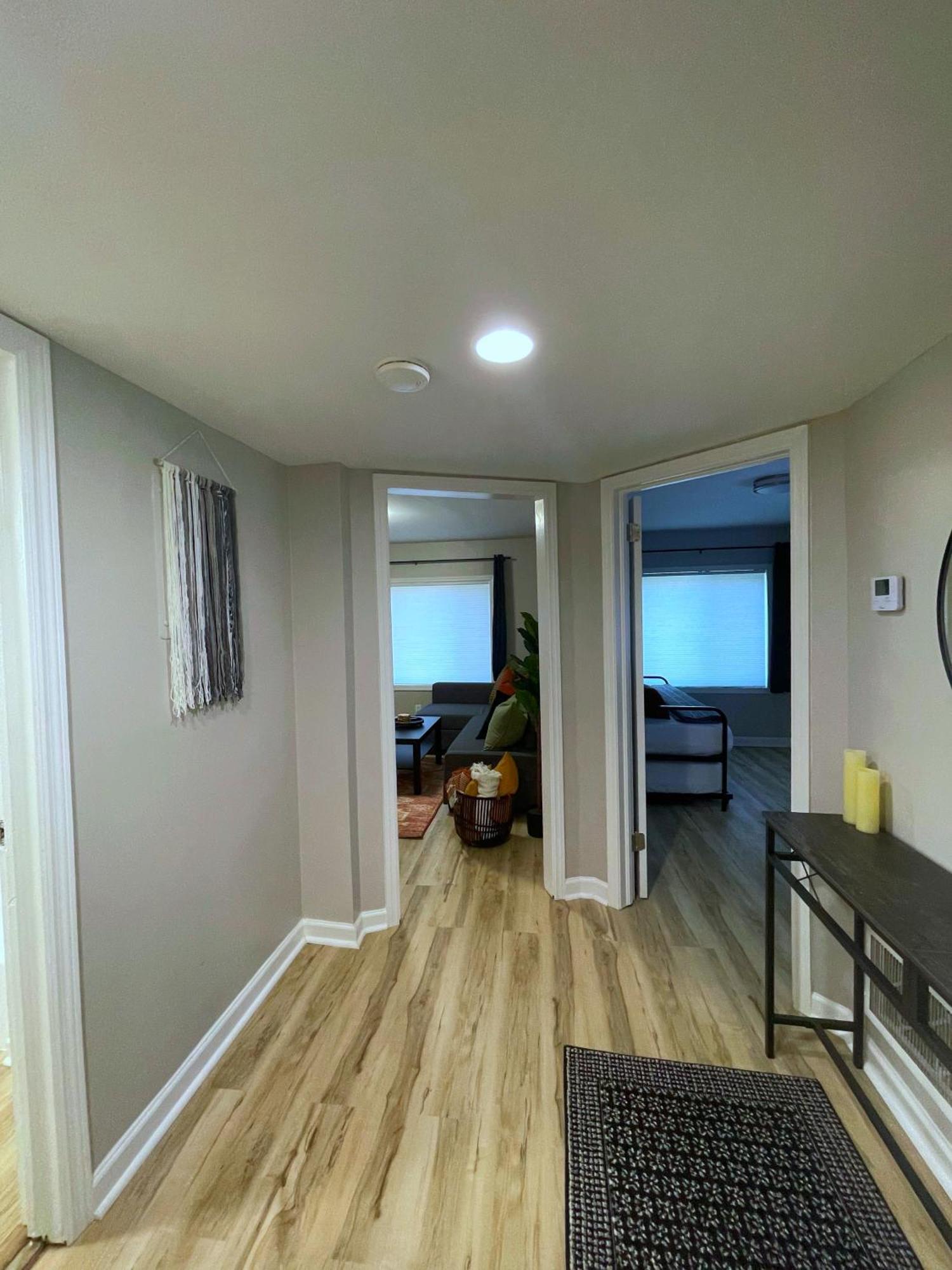 Апартаменти *New* The Cozy Haven, 5 Minutes To Atl Airport Атланта Екстер'єр фото