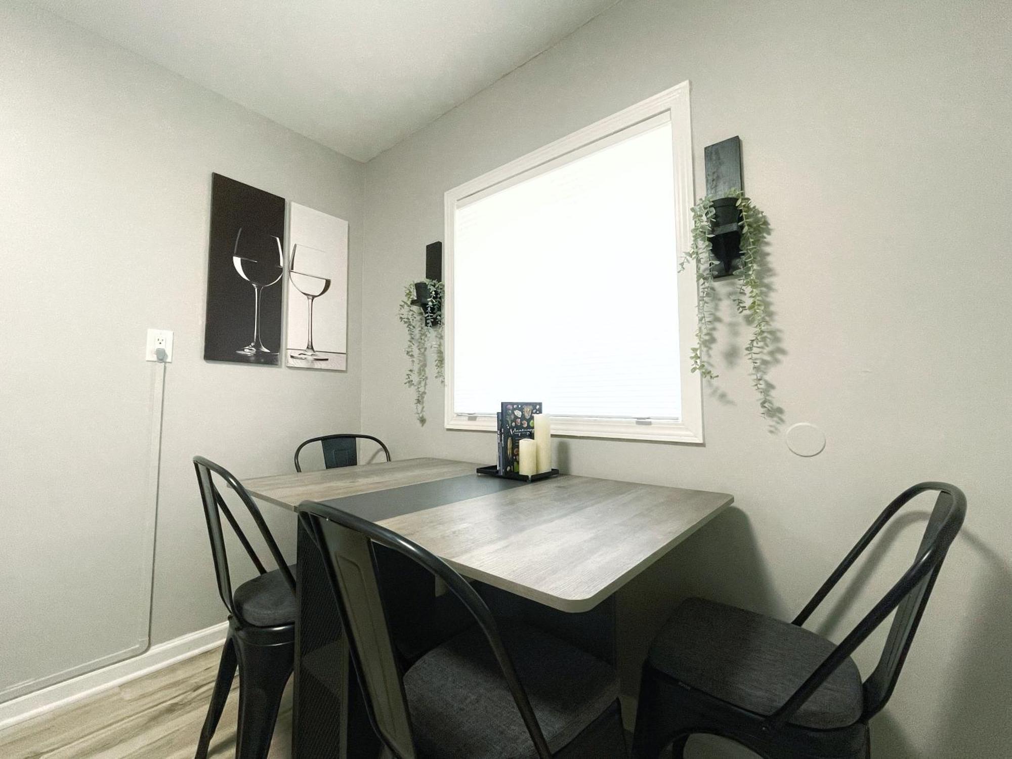 Апартаменти *New* The Cozy Haven, 5 Minutes To Atl Airport Атланта Екстер'єр фото